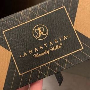 ABH World Traveler 12 Pan Palette